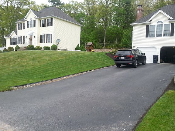 3rd image of 64 Blair Dr