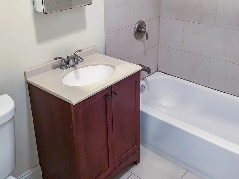 2950 N Racine Ave #2 — Photo 8