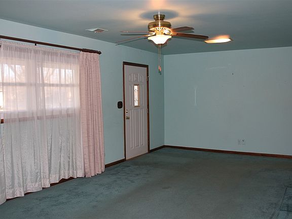 4th image of 845 Audrey Dr