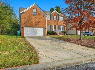 11023 Sycamore Club Dr, Charlotte, NC 28227