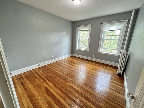 4th image of 1666 Commonwealth Ave APT 44