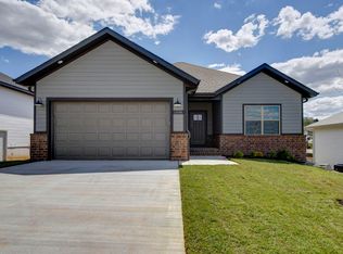 1308 W Jovie St, Ozark, MO 65721