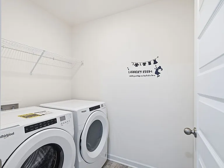 3369 English Elm Way — Photo 32
