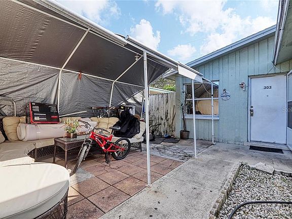 5th image of 301 N Jupiter Ave