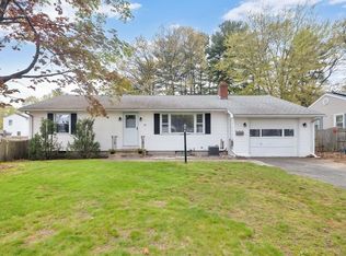 20 Ivan St, Springfield, MA 01104