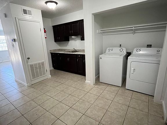 4th image of 1017 Talbot Ave #D