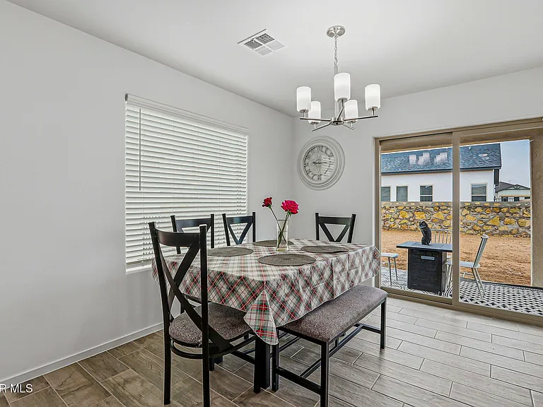 15252 Apex Ct — Photo 16