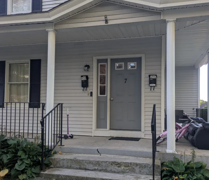 7 Blossom St