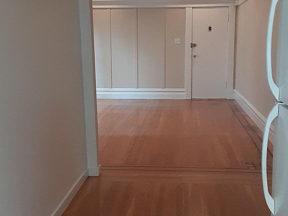 2nd image of 910 Broderick St #Sarsyes2n