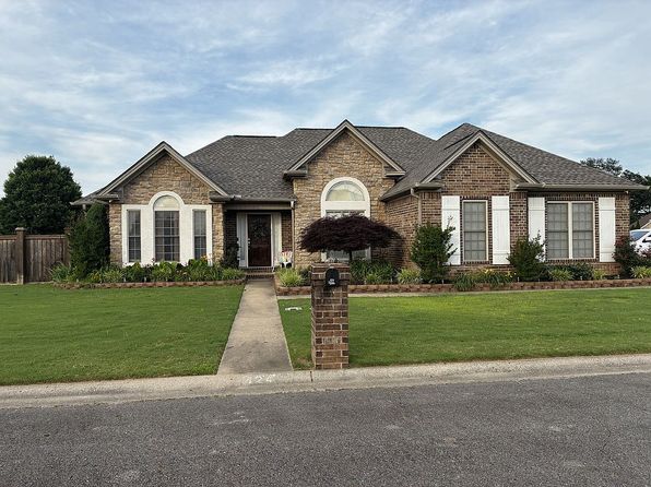 424 Natalie Cir