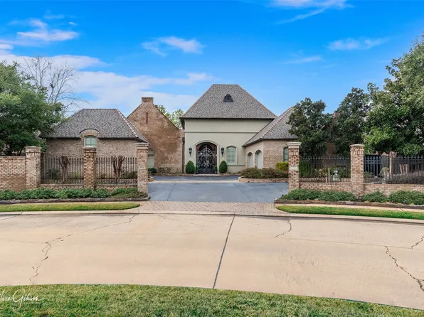 104 Belle Maison Ct, Bossier City, LA 71111