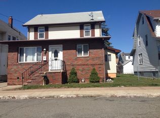 16 E 9th St, Clifton, NJ 07011