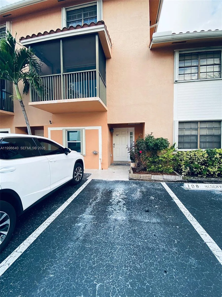 Building Photo - 9890 Hammocks Blvd #107-56