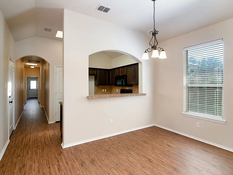 366 Schirra Ct — Photo 8