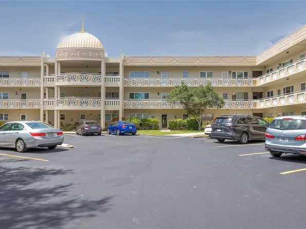 2350 Haitian Dr APT 28, Clearwater, FL 33763