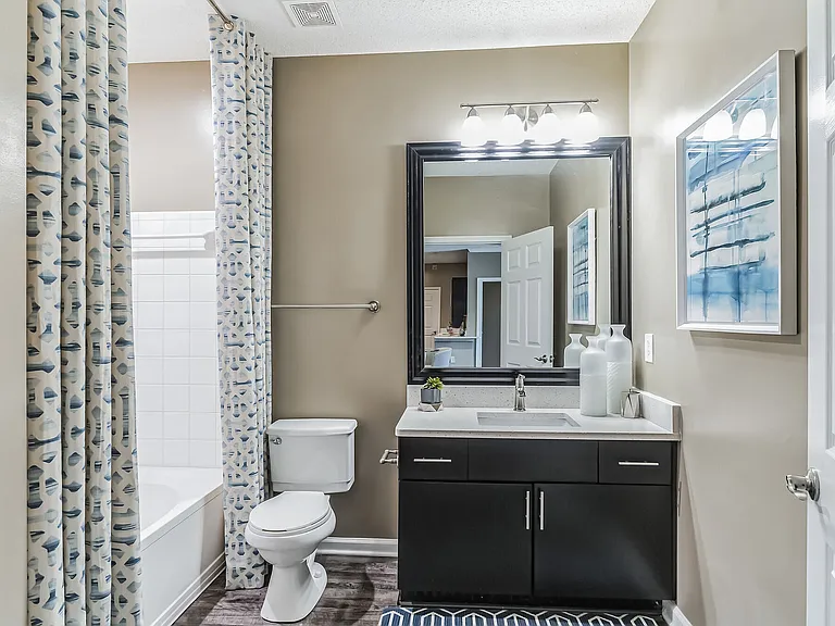 Reserve at Lenox Park — Photo 28