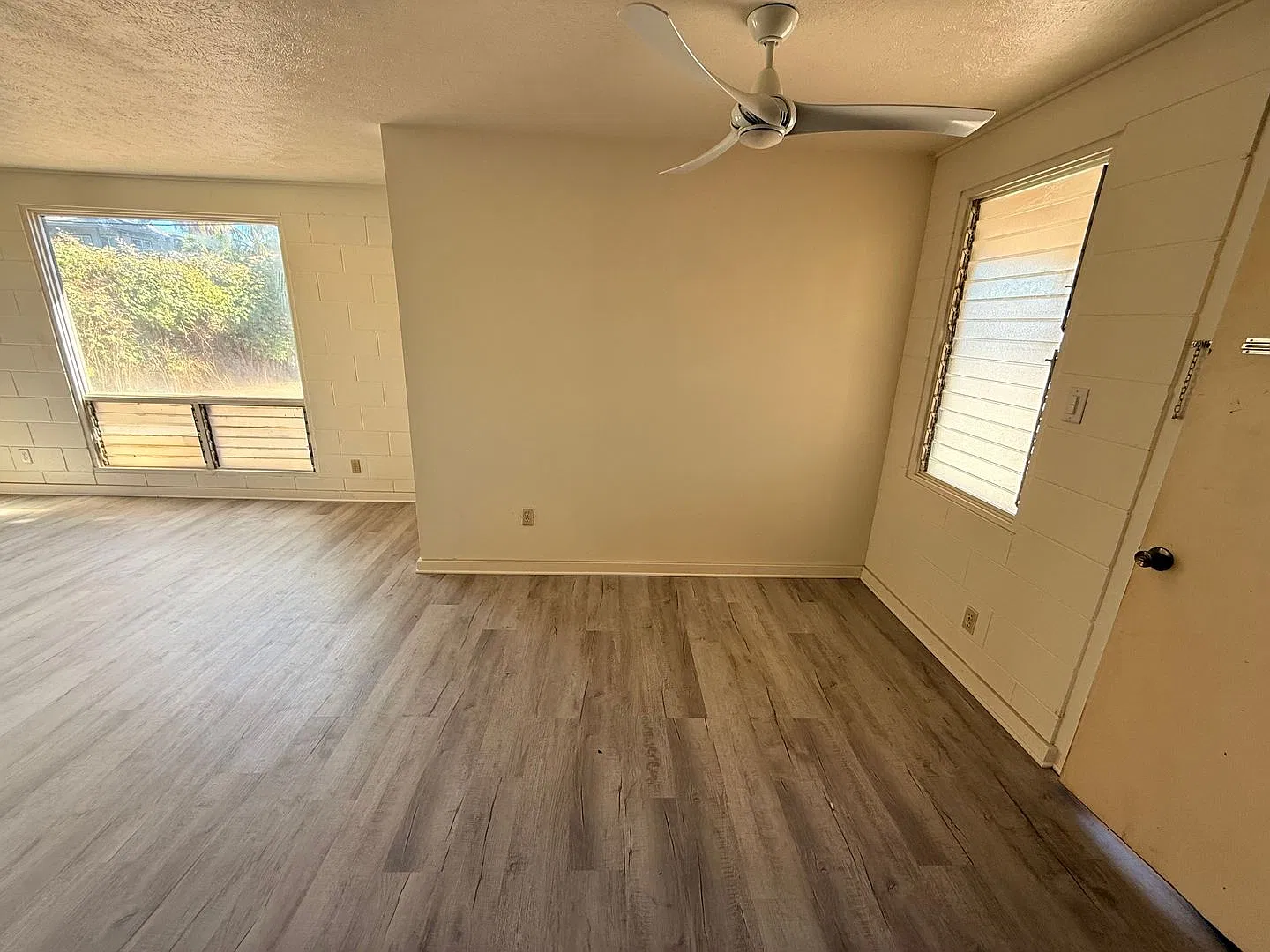 300 Olani Place — Photo 3