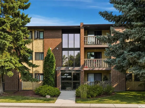 UNIT 212-403 Tait COURT, Saskatoon, SK S7H 5L3