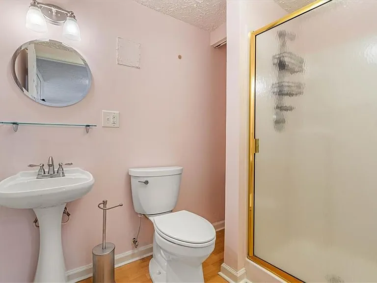 11190 Abbotts Station Dr — Photo 24