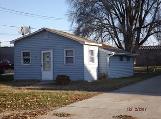 412 2nd Ave W, Lyndon, IL 61261