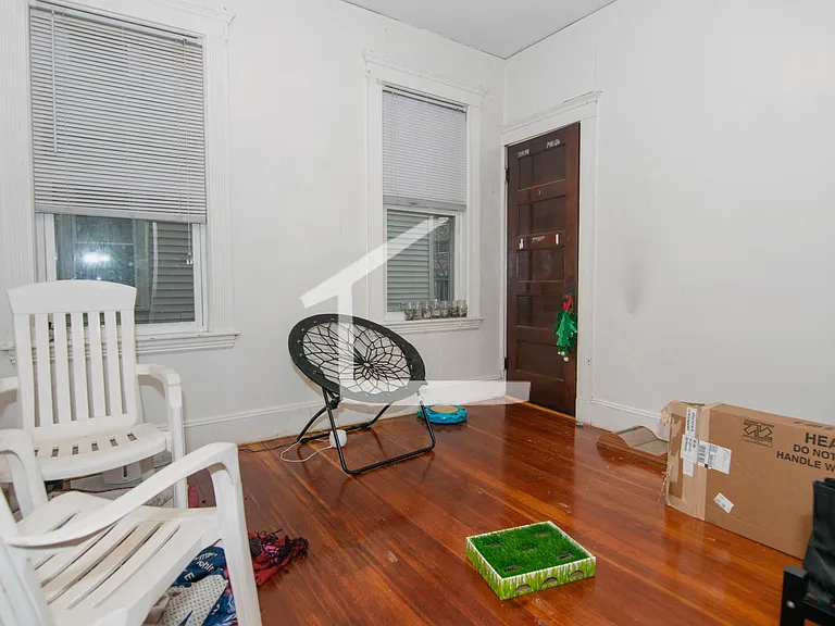 89 Gardner St #1 — Photo 10
