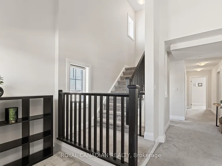 301 Buttonbush St #UPPER — Photo 36