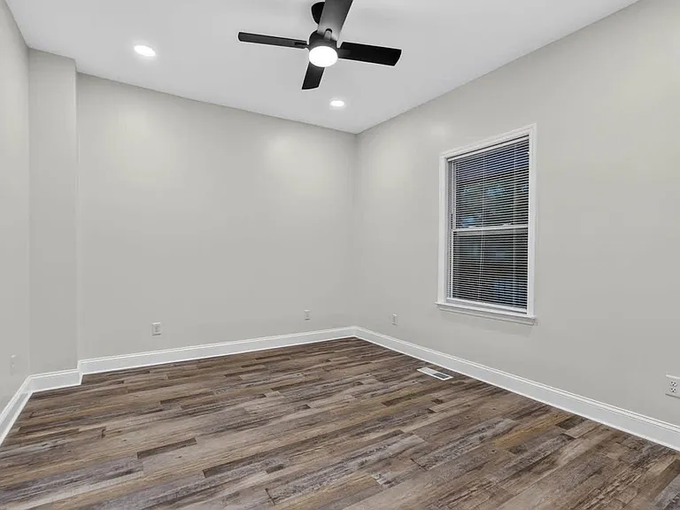 1908 McCallie Ave #1 — Photo 4
