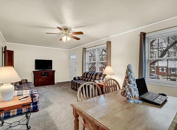 3rd image of 16 Saint Michael Ct