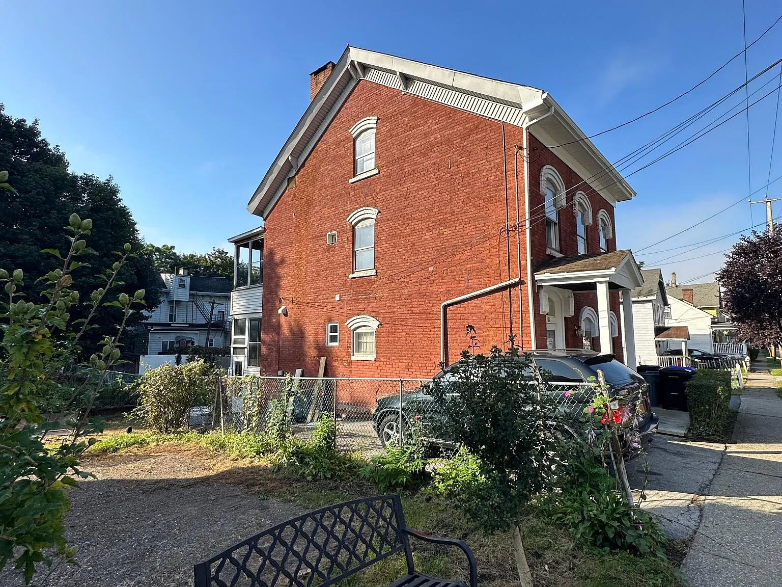 63 Gifford Ave — Photo 2