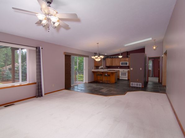 15410 N Addison Ct