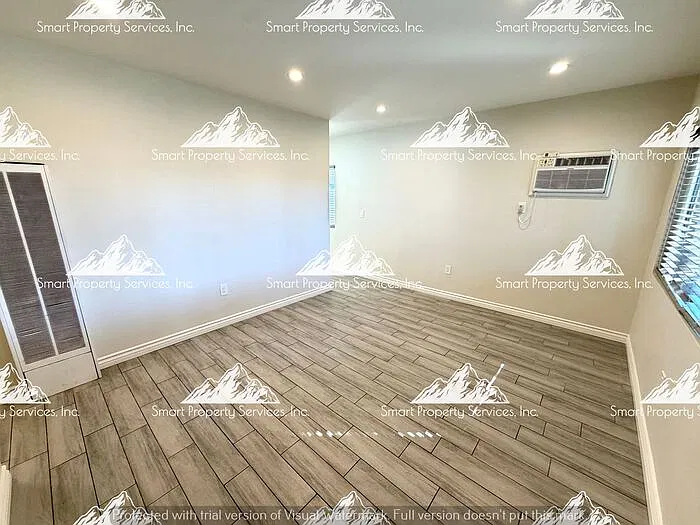 324 W Park St — Photo 3