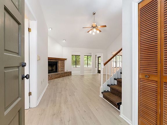 4th image of 6632 NW 52nd Ter