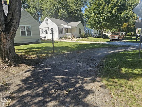3rd image of 211 Nursery Rd