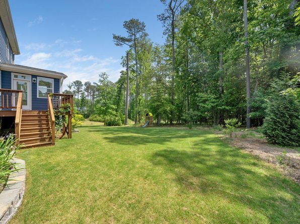 1813 Lost Creek Ct, Apex, NC 27539
