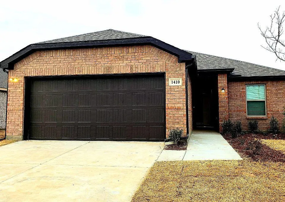 1410 Brindle Dr