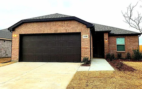 1410 Brindle Dr Photo 1