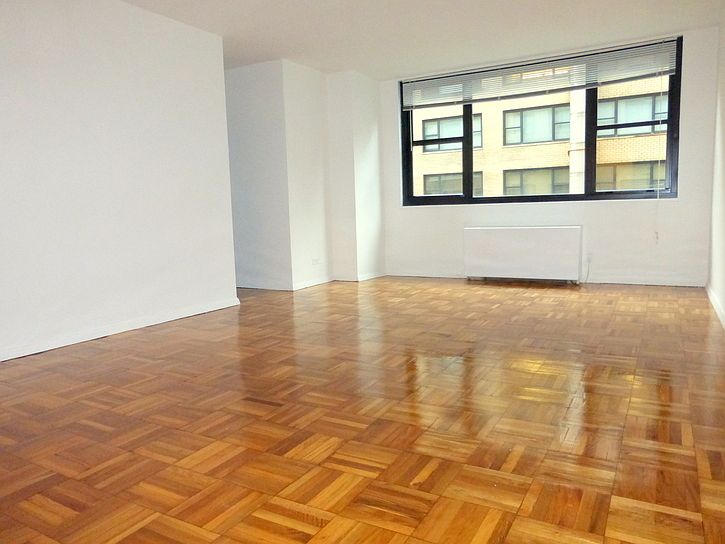 1st image of 315 W 57th St APT 05K