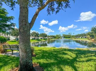 6206 Mandalay Cir, Naples, FL 34112