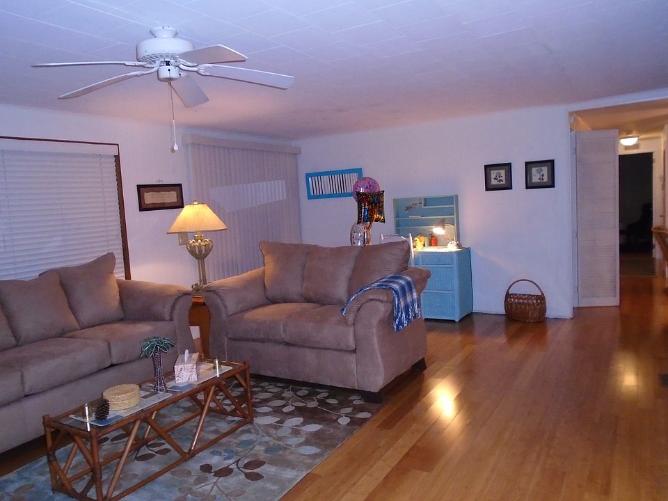 1st image of 954 Orinoco Ave E