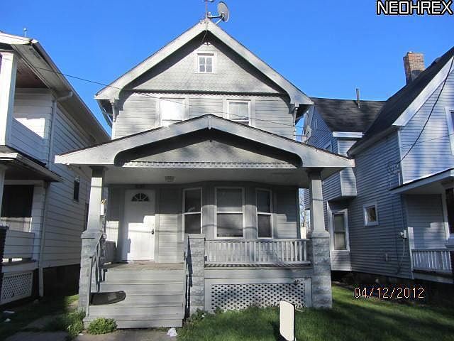 2nd image of 2128 W 105th St
