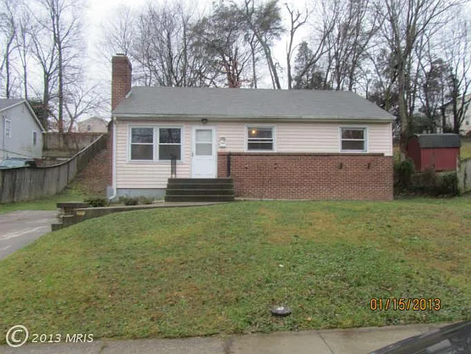 1637 Hylton Ave photo 1