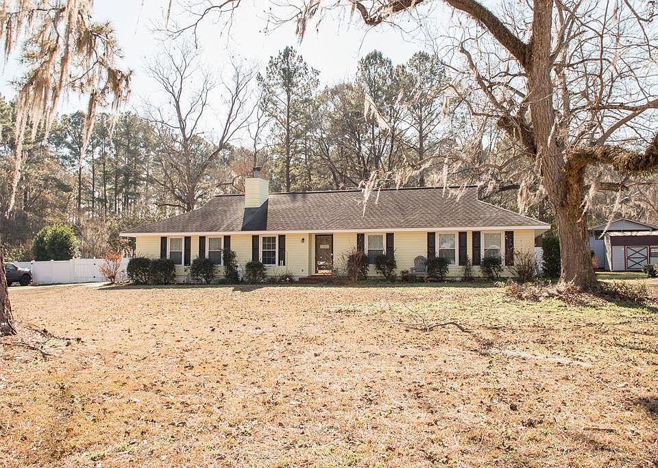 1st image of 2130 Shawnee Dr