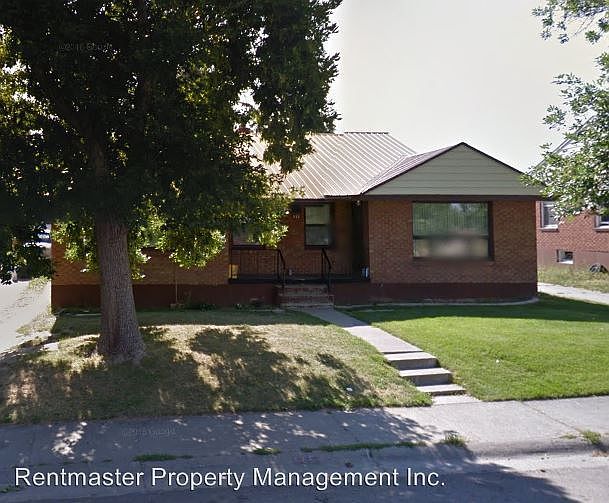1st image of 555 Linden Dr