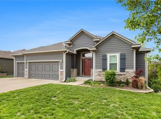 2473 W Elm St, Olathe, KS 66061