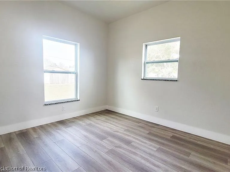 4317 Lafayette Ave — Photo 11