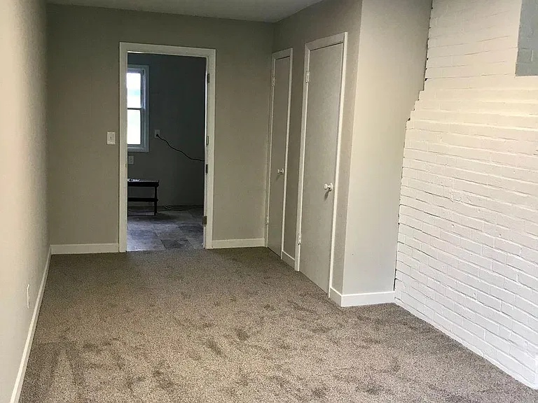 11919 SW 29th Ave — Photo 9