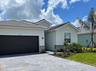 2138 Hamlin St, Naples, FL 34120