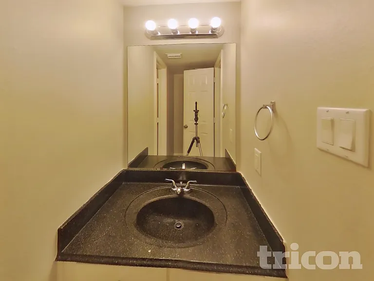 3135 Lavender Candle Dr — Photo 14