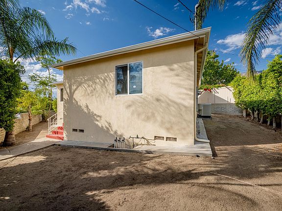3rd image of 2807 Altura Ave
