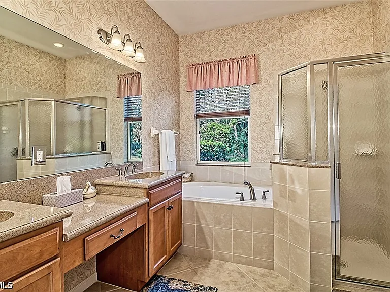 3460 Lakeview Isle Ct — Photo 29
